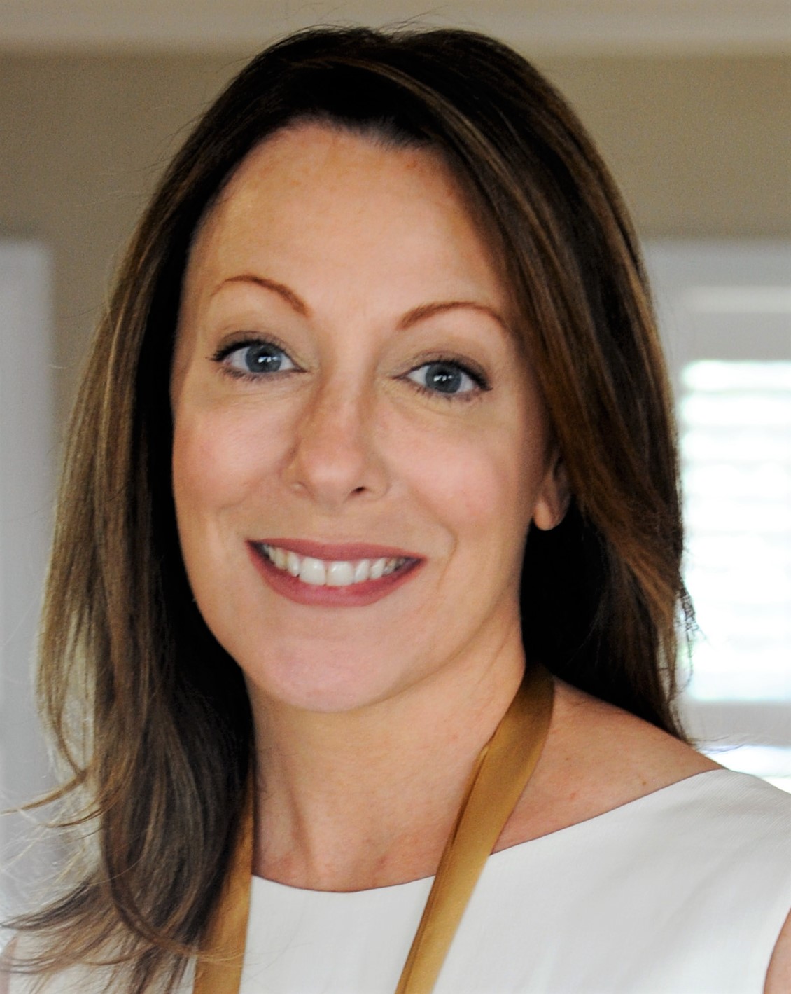 Candice Alfano, PhD: Professor of Psychology, licensed clinical psychologist, and Director of the Sleep and Anxiety Center of Houston (SACH) at the University of Houston (UH)